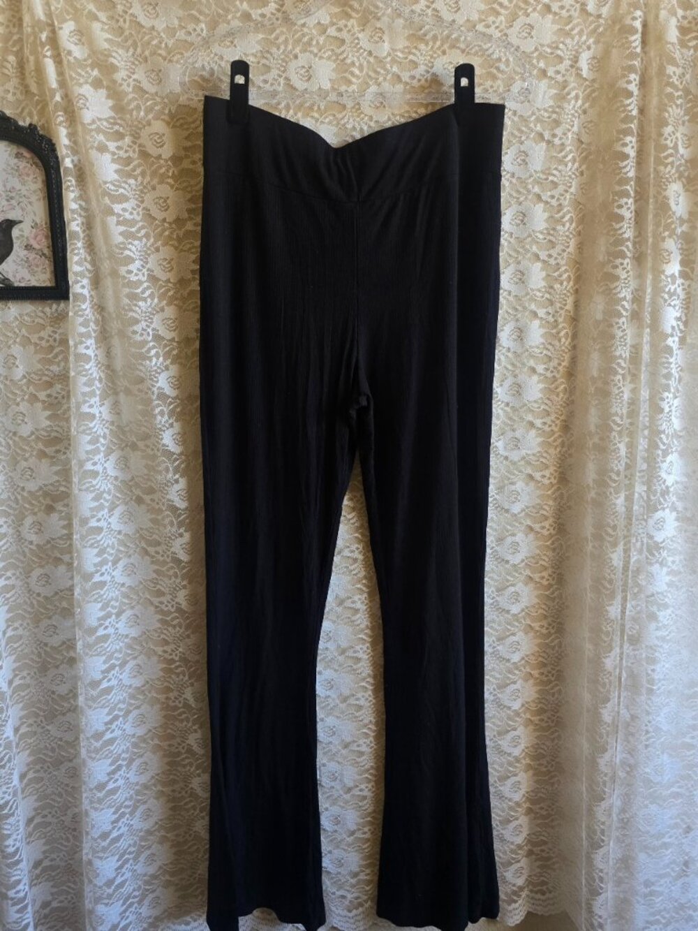 Killstar size xl - Killstar Black Ribbed Flare Leggings - Killstar Black Ribbed